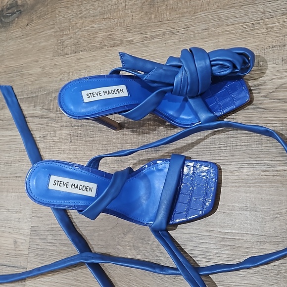 NWT STEVE MADDEN Blue Leather Lace Up Alligator Sandal, sz 5.5 - Picture 7 of 8